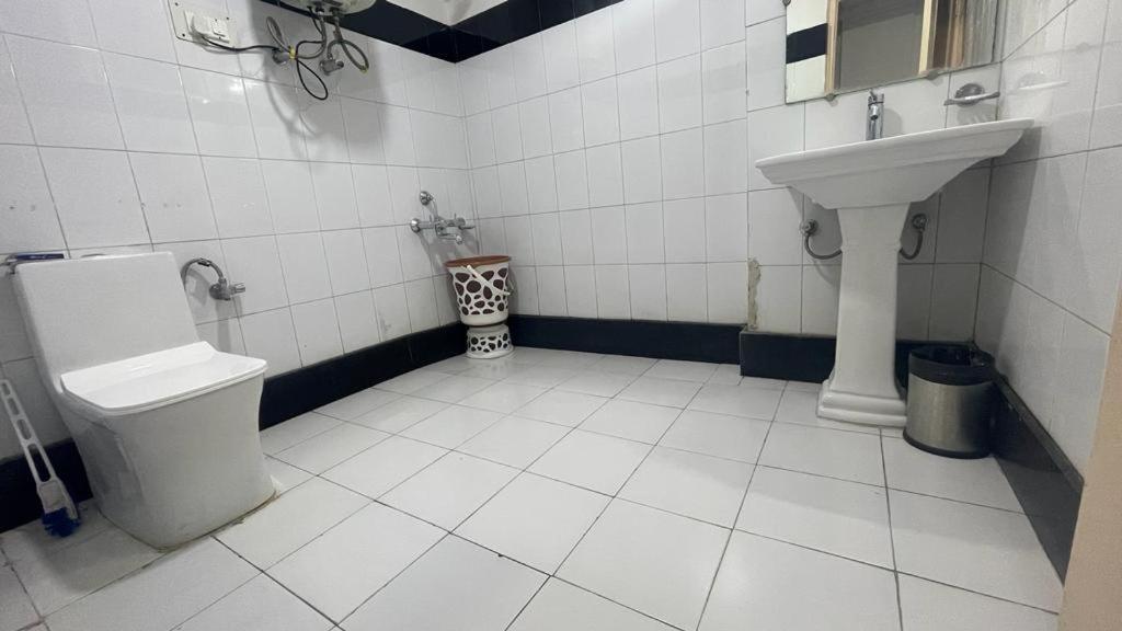 Hotel Senorita Srīnagar エクステリア 写真