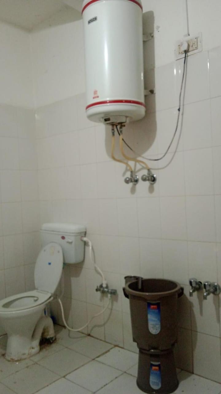 Hotel Senorita Srīnagar エクステリア 写真